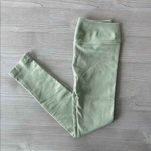 CSB x Isabelle Mathers Seamless Light Green Leggings Size S 💚